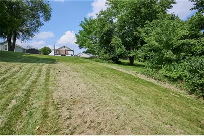 632 Wampum Ave, Ellwood City, PA 16117 - Photo 34