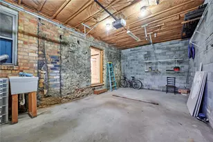 632 Wampum Ave, Ellwood City, PA 16117 - Photo 30