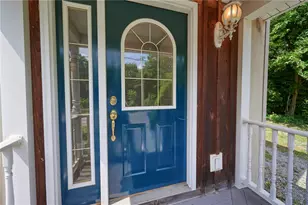 632 Wampum Ave, Ellwood City, PA 16117 - Photo 2