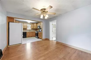 632 Wampum Ave, Ellwood City, PA 16117 - Photo 12
