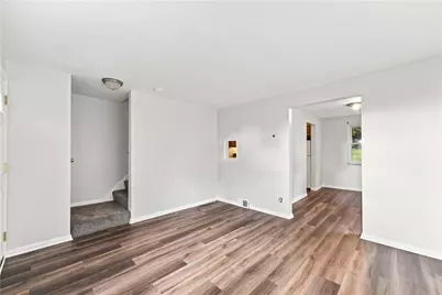 9218 Florida Ave, Pittsburgh, PA 15235 - Photo 4