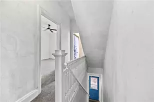 2037 Lautner St, Pittsburgh, PA 15212 - Photo 10