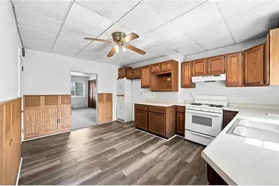 2037 Lautner St, Pittsburgh, PA 15212 - Photo 8