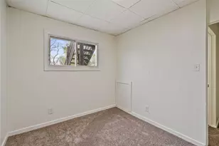 641 Sixth St, Pitcairn, PA 15140 - Photo 20