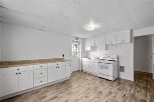 641 Sixth St, Pitcairn, PA 15140 - Photo 28