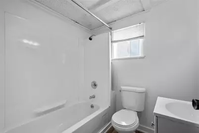 641 6th St, Pitcairn, PA 15140 - Photo 32