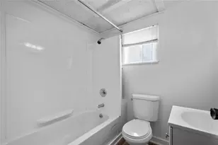 641 Sixth St, Pitcairn, PA 15140 - Photo 32