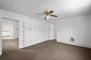 641 Sixth St, Pitcairn, PA 15140 - Photo 36