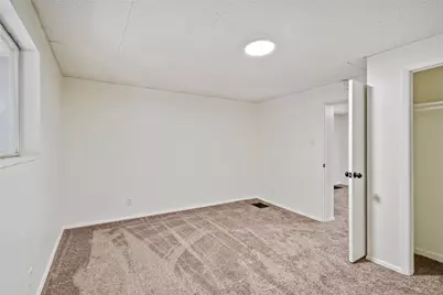 641 6th St, Pitcairn, PA 15140 - Photo 14