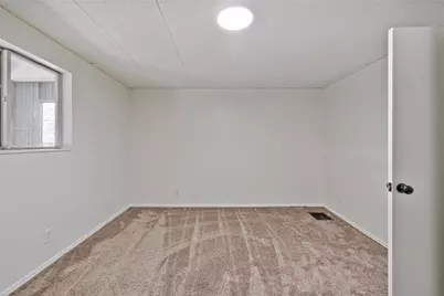 641 6th St, Pitcairn, PA 15140 - Photo 16