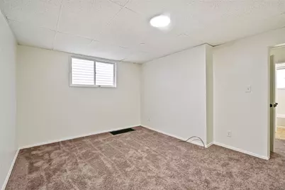 641 6th St, Pitcairn, PA 15140 - Photo 6