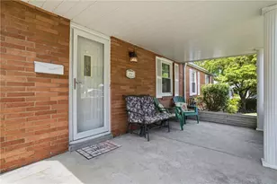4714 McKee Dr, Pittsburgh, PA 15236 - Photo 4
