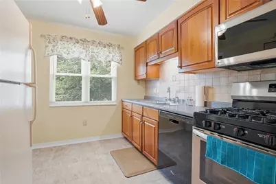 4714 McKee Dr, Pittsburgh, PA 15236 - Photo 2