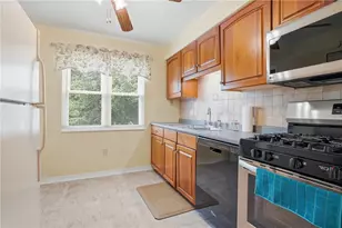4714 McKee Dr, Pittsburgh, PA 15236 - Photo 2