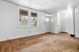 2337 Los Angeles Ave, Beechview, PA 15216 - Photo 4
