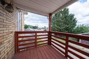 735 1/2 7th Ave, Coraopolis, PA 15108 - Photo 16