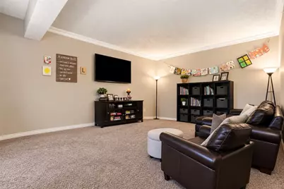 11623 Salerno Dr, North Huntingdon, PA 15642 - Photo 2