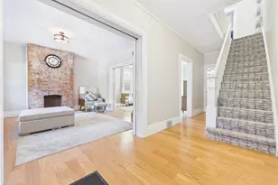 1872 Greenleaf St, Pittsburgh, PA 15203 - Photo 4