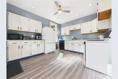 1872 Greenleaf St, Pittsburgh, PA 15203 - Photo 10