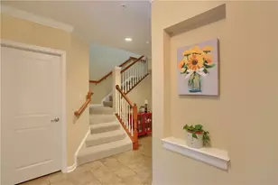 142 Lewisham Rd, Cranberry Township, PA 16066 - Photo 4
