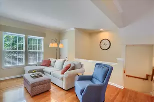 142 Lewisham Rd, Cranberry Township, PA 16066 - Photo 8