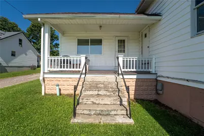 134 Main St, Markleysburg, PA 15459 - Photo 2