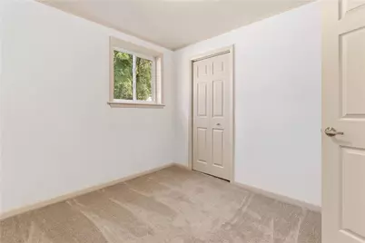 134 Main St, Markleysburg, PA 15459 - Photo 10