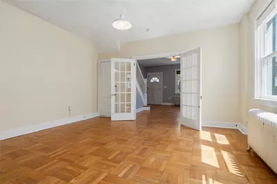 6374 Morrowfield Ave, Pittsburgh, PA 15217 - Photo 10