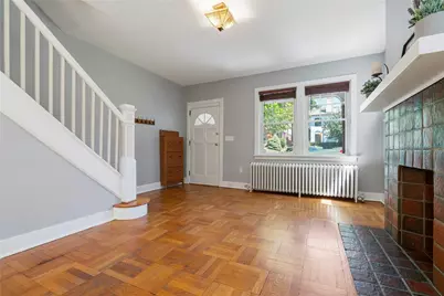 6374 Morrowfield Ave, Pittsburgh, PA 15217 - Photo 8
