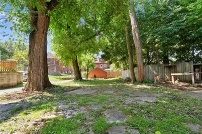 6374 Morrowfield Ave, Pittsburgh, PA 15217 - Photo 16