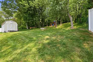 1212 Royal Dr, Hopewell Township, PA 15001 - Photo 34
