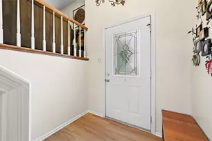 1212 Royal Dr, Hopewell Township, PA 15001 - Photo 4