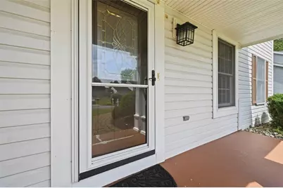 324 Haldeman Dr, Cranberry Township, PA 16066 - Photo 4