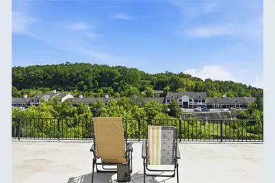 2160 Greentree Road #105W, Scott Township, PA 15220 - Photo 32
