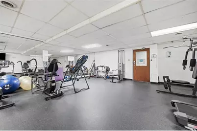 2160 Greentree Road #105W, Scott Township, PA 15220 - Photo 30