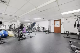 2160 Greentree Rd, Scott Township, PA 15220 - Photo 30