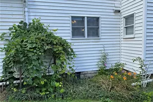 210 Washington Ave, Vandergrift, PA 15690 - Photo 28