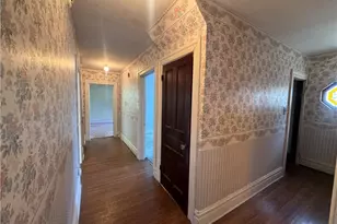 210 Washington Ave, Vandergrift, PA 15690 - Photo 22