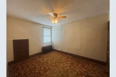 210 Washington Ave, Vandergrift, PA 15690 - Photo 18