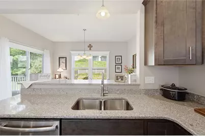211 Lockheed Dr, Moon/Crescent Twp, PA 15108 - Photo 6