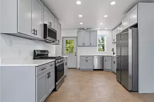 943 Hilltop St, Munhall, PA 15120 - Photo 8