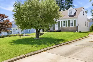 93 Violet St, Westmont Hilltop School District, PA 15905 - Photo 4