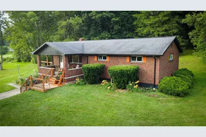 119 Eberhart Ln, Donegal Township, PA 16025 - Photo 1