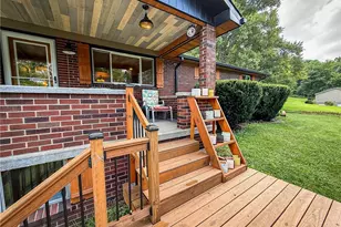 119 Eberhart Ln, Donegal, PA 16025 - Photo 4