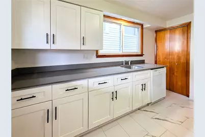 1011 Vermont Ave, Glassport, PA 15045 - Photo 14