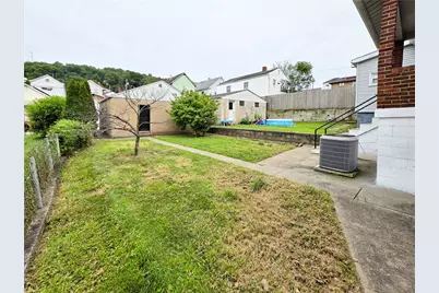 1011 Vermont Ave, Glassport, PA 15045 - Photo 28
