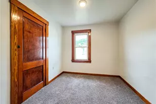 1011 Vermont Ave, Glassport, PA 15045 - Photo 18