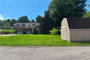 8891 Broadway St, North Huntingdon, PA 15692 - Photo 24
