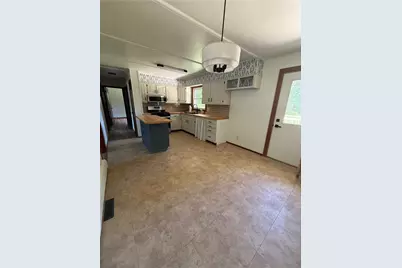 308 Orlando Ave, Neshannock Township, PA 16105 - Photo 6