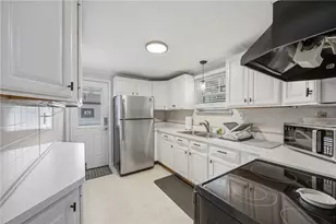 2101 Wesley St, McKeesport, PA 15132 - Photo 10